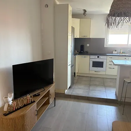 Apartment Entre Plages Et Port Vue Saint-Cyprien (Pyrenees-Orientales)
